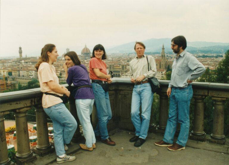 V Firencah ob simpoziju »Quattrocento adriatico«, junij 1994 (od leve Helena Seražin, Renata Novak Klemenčič, Magda Miklavčič Pintarič, Janez Höfler in Samo Štefanac).